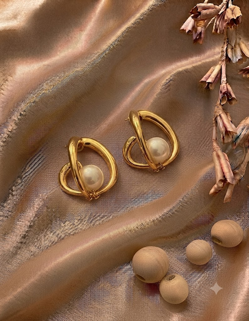 Ahaana Twisted Ribbon Pearl Studs — earring with contemporary styling